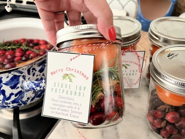Make DIY Stove Top Potpourri Christmas Jar Gifts