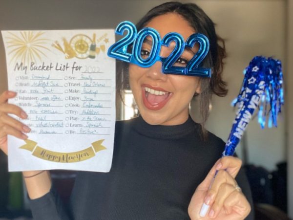 **Get Excited for 2022 and Print Our FREE New Year’s Bucket List!