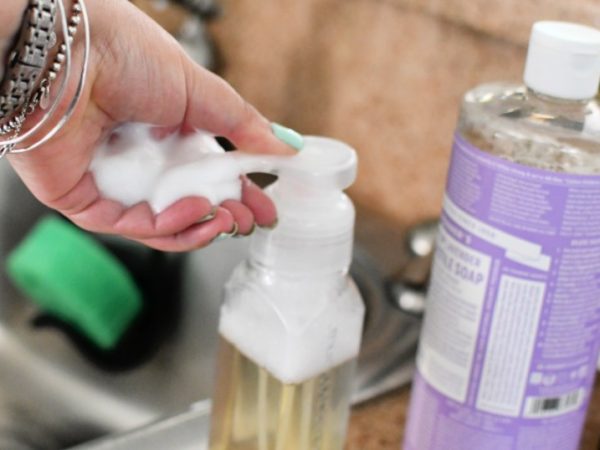 This 2-Ingredient DIY Foaming Hand Soap is Such a Smart Hack!