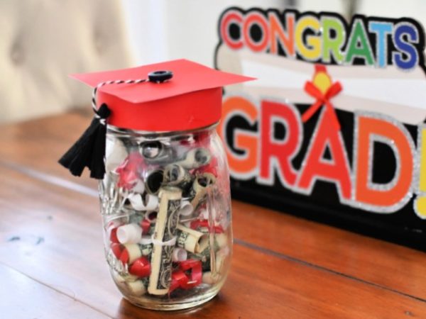 Create Graduation Mason Jars for Your 2025 Grads