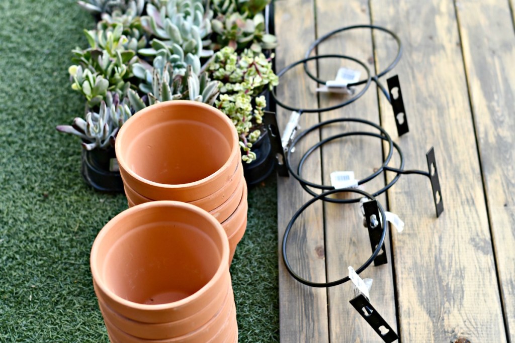 6 inch hanging pot mounts with terracotta pots