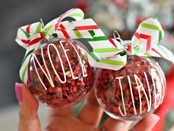 15 DIY Christmas Ornaments You Can Make Using Clear Ornaments