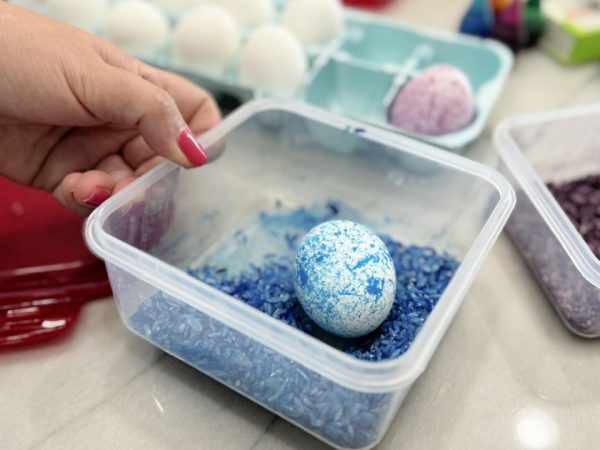Use Rice to Make DIY Speckled Easter Eggs (It’s Mess-Free!)