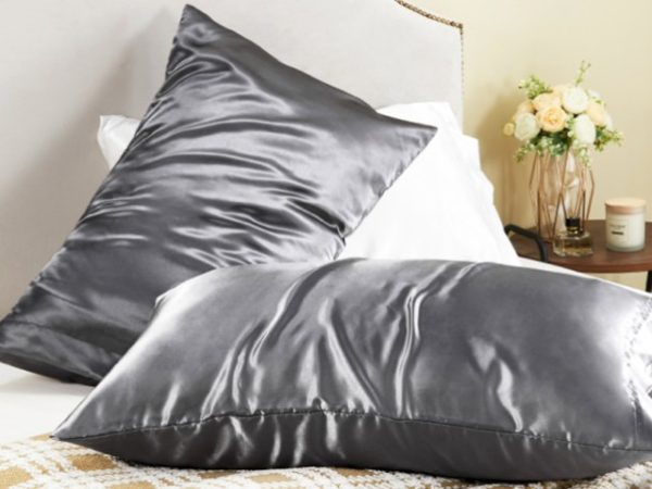 GO! Satin Pillowcase 2-Pack Only $3 on Amazon | Over 36K 5-Star Reviews!