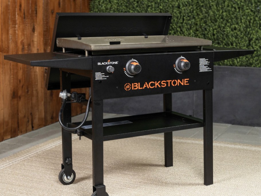 blackstone griddle with hard cover