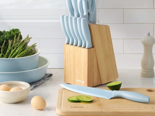 Carote 15 Piece Knife Set only $29.99 (Reg. $80!)