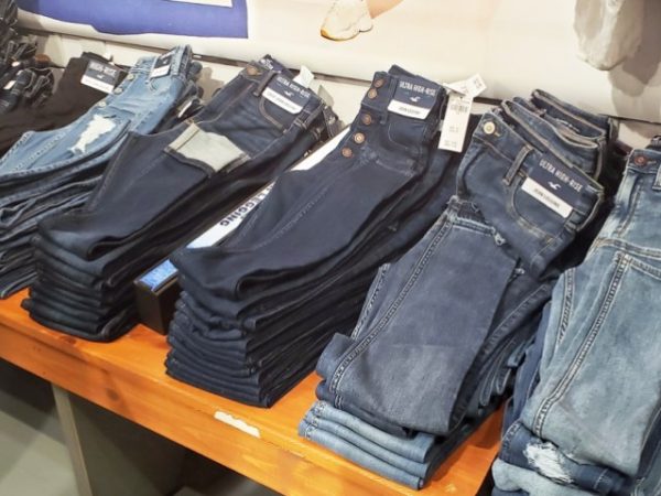 *HOT* Hollister Jeans from $11.99 (Regularly $50)