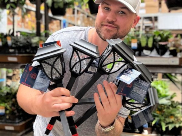 Solar LED Outdoor Path Lights ONLY $2.48 on Lowes.com