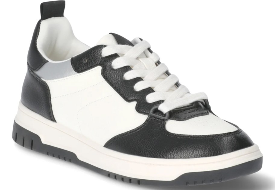 black and white lace-up sneaker