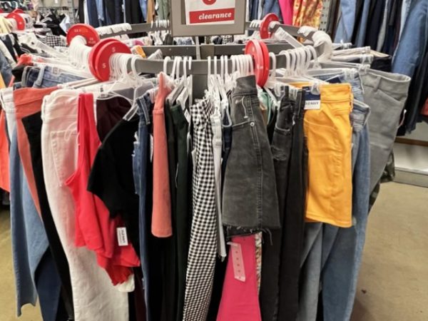 *HOT* Up to 95% Off Old Navy Clearance | Styles from $1.49 (Reg. $33)