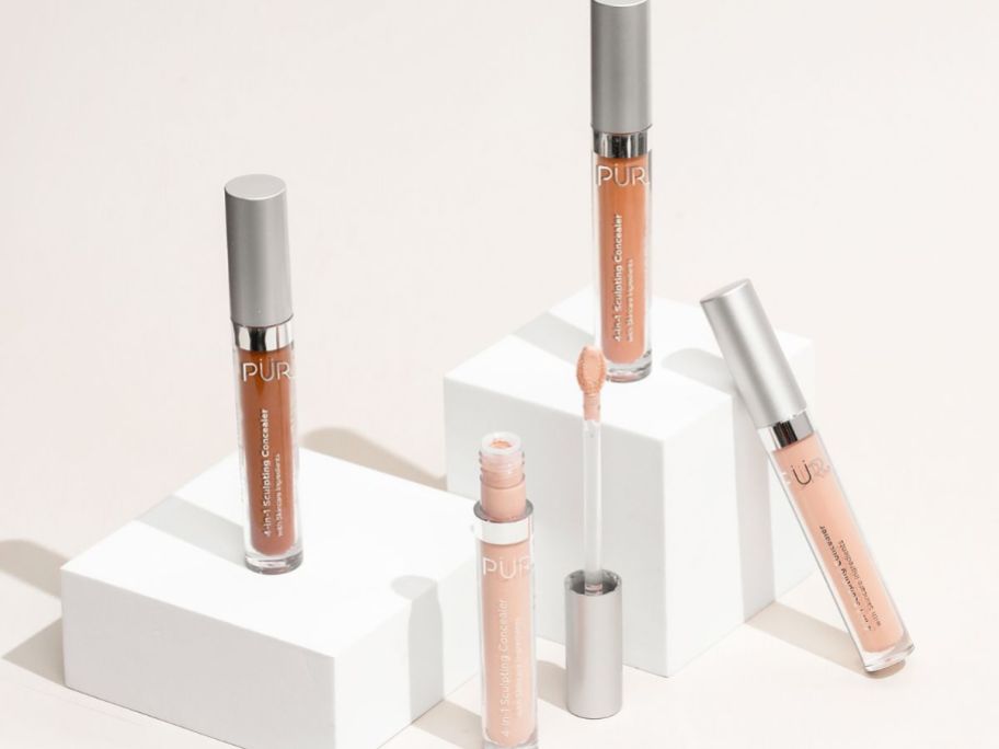4 PUR Concealers in different shades