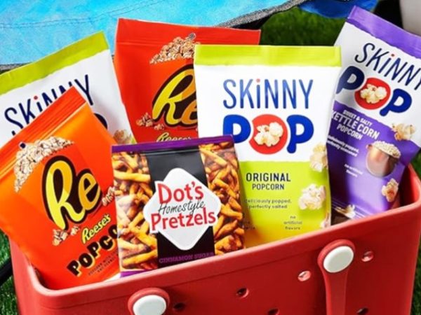 SkinnyPop Snacks Mix 15-Count Just $9 Shipped on Amazon (Includes Dot’s Pretzels & Reese’s Popcorn!)