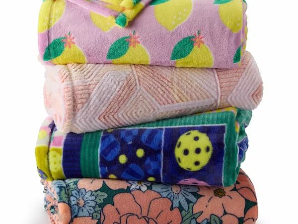 The Big One Oversized Supersoft Plush Throw only $8.49!