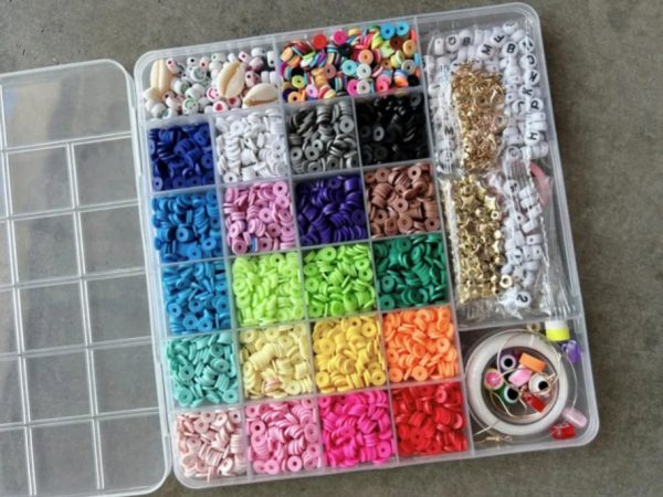 HUGE 5,000 Piece Bracelet Making Kit Only $3.89 Shipped for Prime Members