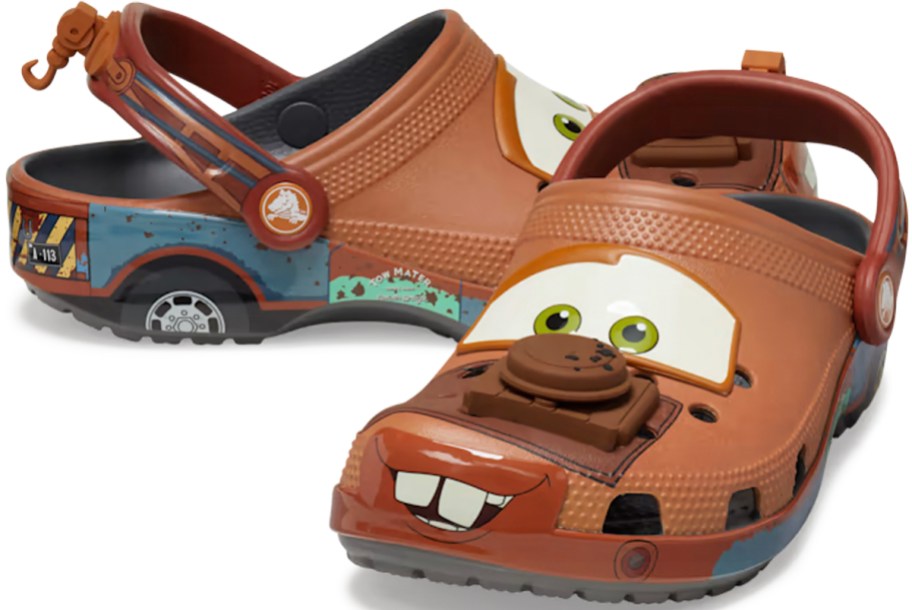 crocs disney mater clogs 