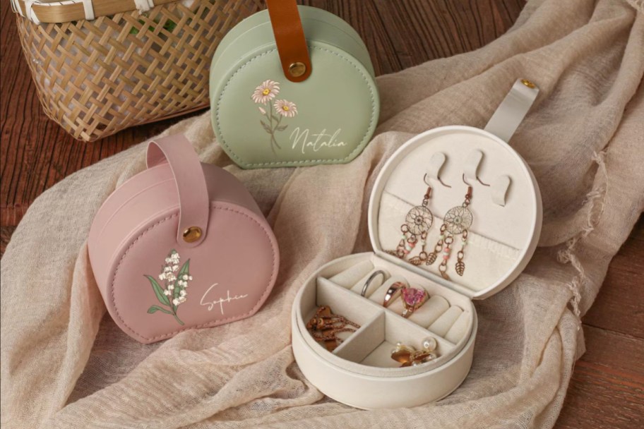 wildflower circle jewelry boxes