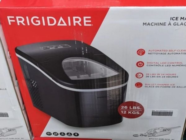 Frigidaire Retro Countertop Ice Maker Only $58 Shipped on Walmart.com (Makes Chewable Ice)