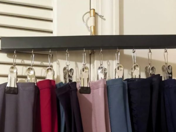 Leggings Organizer 2-Pack Just $10.39 on Amazon | Holds 10 Pairs!