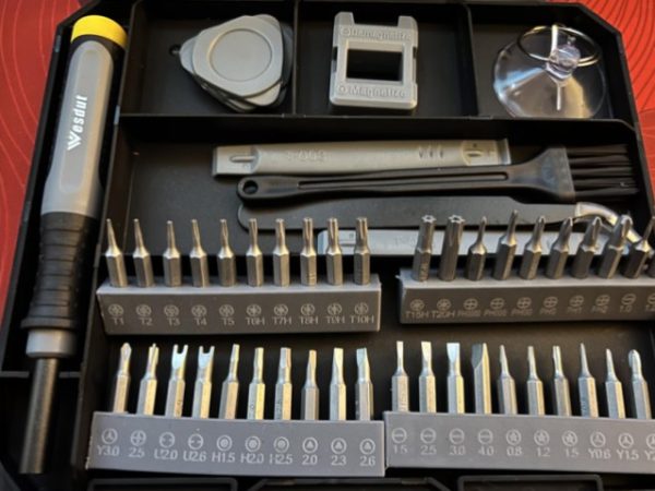 Precision Screwdriver Set Only $5.39 on Amazon – Repair Phones, Laptops, & More