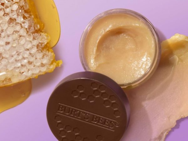 Burt’s Bees Original Overnight Intensive Lip Treatment Just $3.99 Shipped on Amazon (Reg. $10)