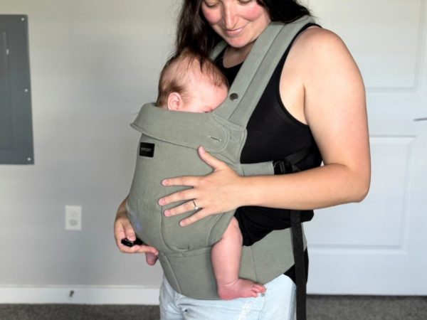 Up to 40% Off Momcozy Baby Carriers, Nursing Bras, & More