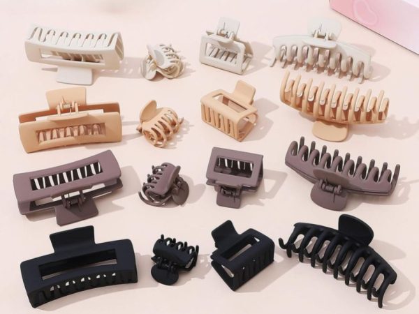 Claw Hair Clips 16-Count Only $5.99 on Amazon (Just 37¢ Each!)