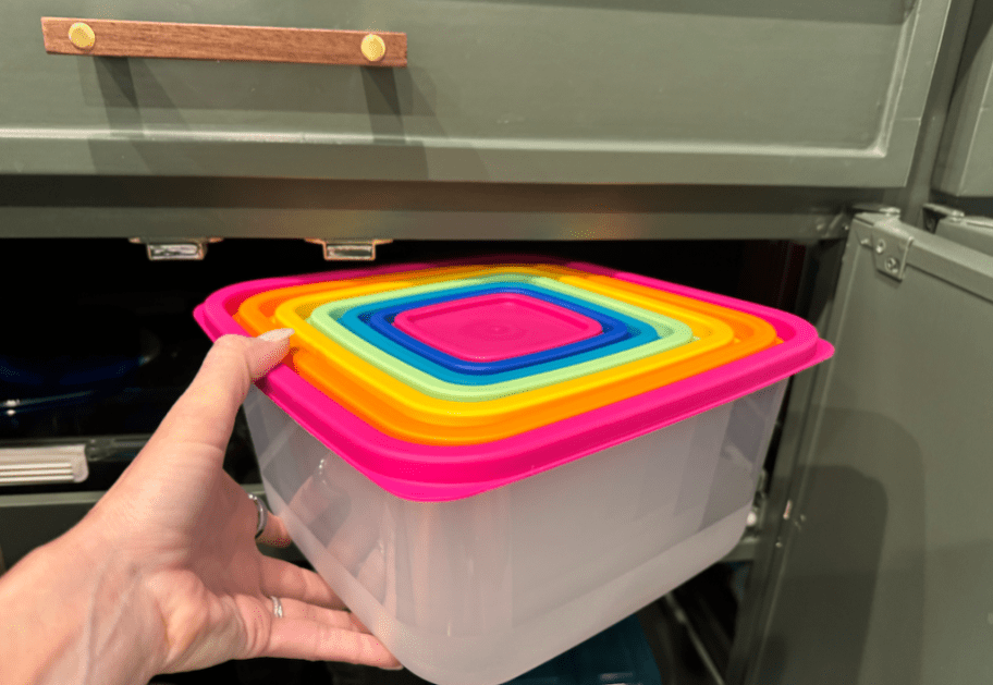 Putting away Walmart mainstays food storage set 