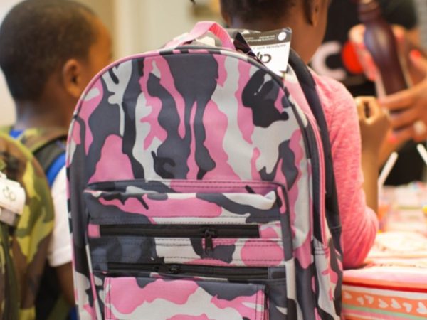 Score FREE Backpacks for Kids at Verizon Wireless Zone on July 27th