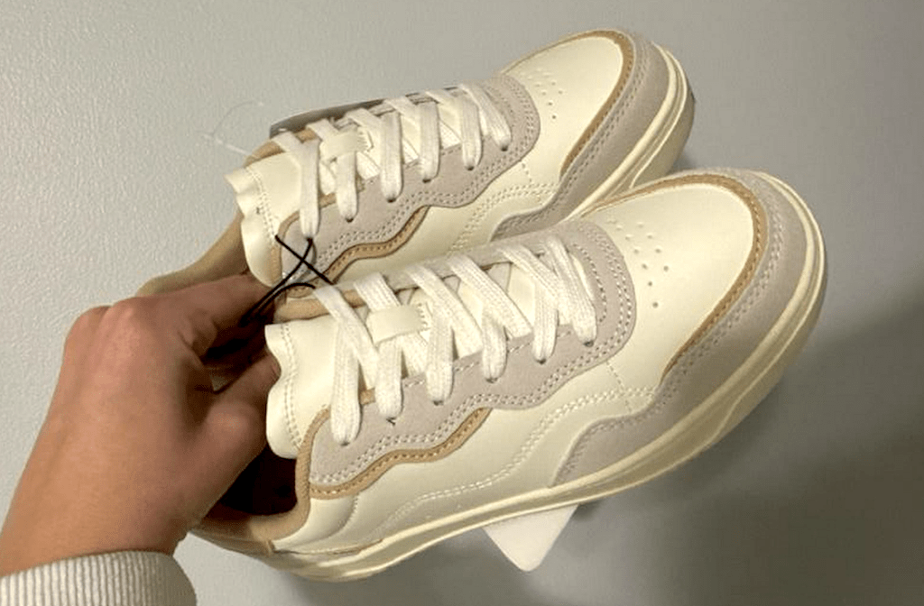 fashion sneakers 