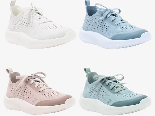 Clarks Cloudsteppers Solevana Lace-Up Sneakers only $45.48 shipped (Reg. $95!)