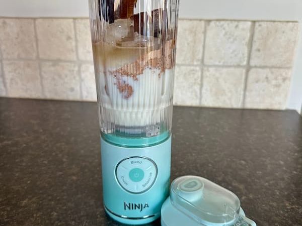 *SUPER HOT* Ninja Blast Max 22-oz Cordless Portable Blender only $39.98 shipped {Ends Tonight!}