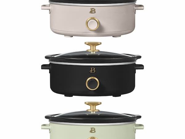 Beautiful 2.5 Qt Dip and Serve Manual Slow Cooker only $19.97!